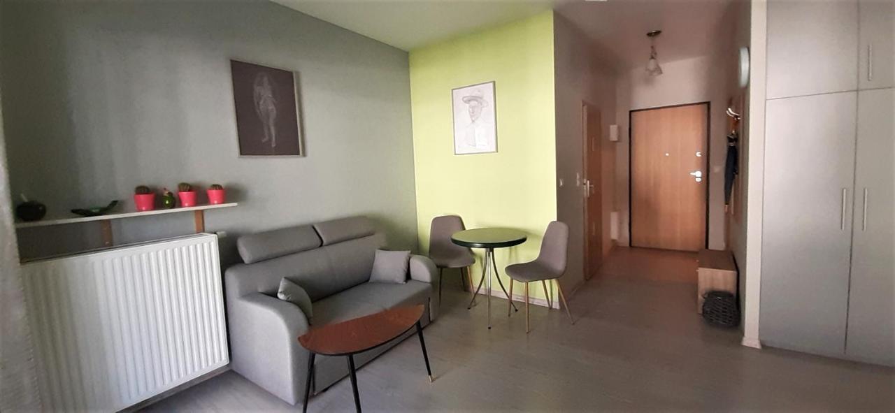 Green Wilanow Apartment With Free Parking Warsaw Luaran gambar